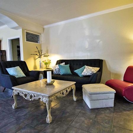 The Anderson Estates Hostel Los Angeles Bagian luar foto