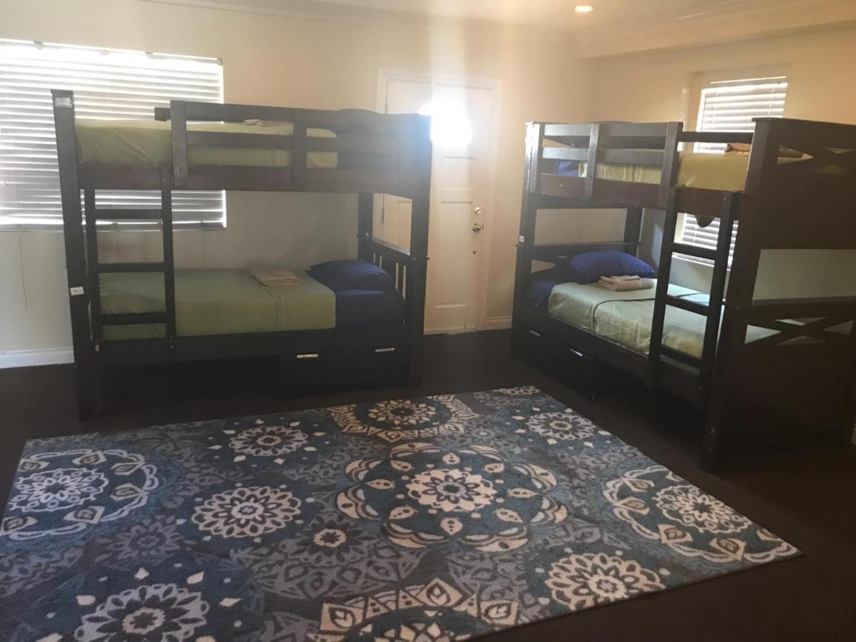 The Anderson Estates Hostel Los Angeles Bagian luar foto
